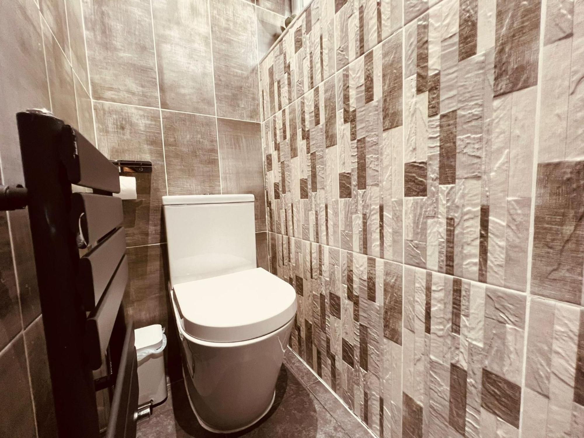 Modern Suites -5 Bedroom House- With Free Parking Birmingham City Exterior foto