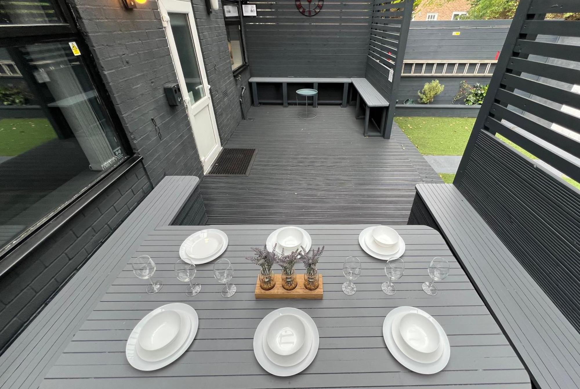 Modern Suites -5 Bedroom House- With Free Parking Birmingham City Exterior foto